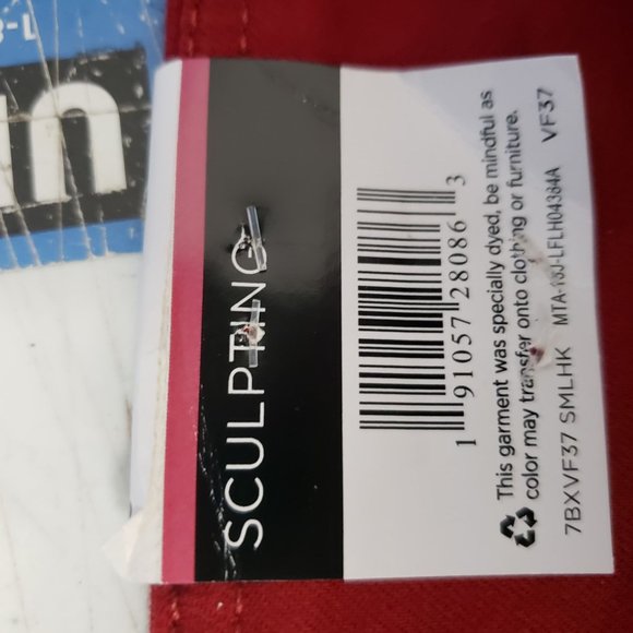 NWT Lee Women's Sculpting Slim Fit Red 18 Medium - Picture 7 of 8